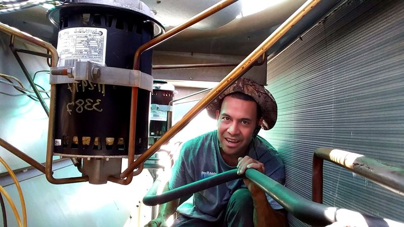 Commercial duct trunk & air handling